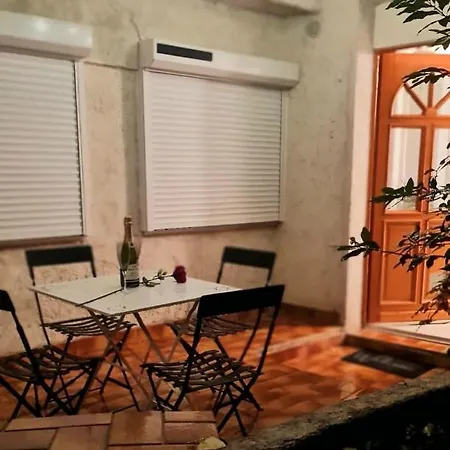 13 Impasse Cognet Apartment *